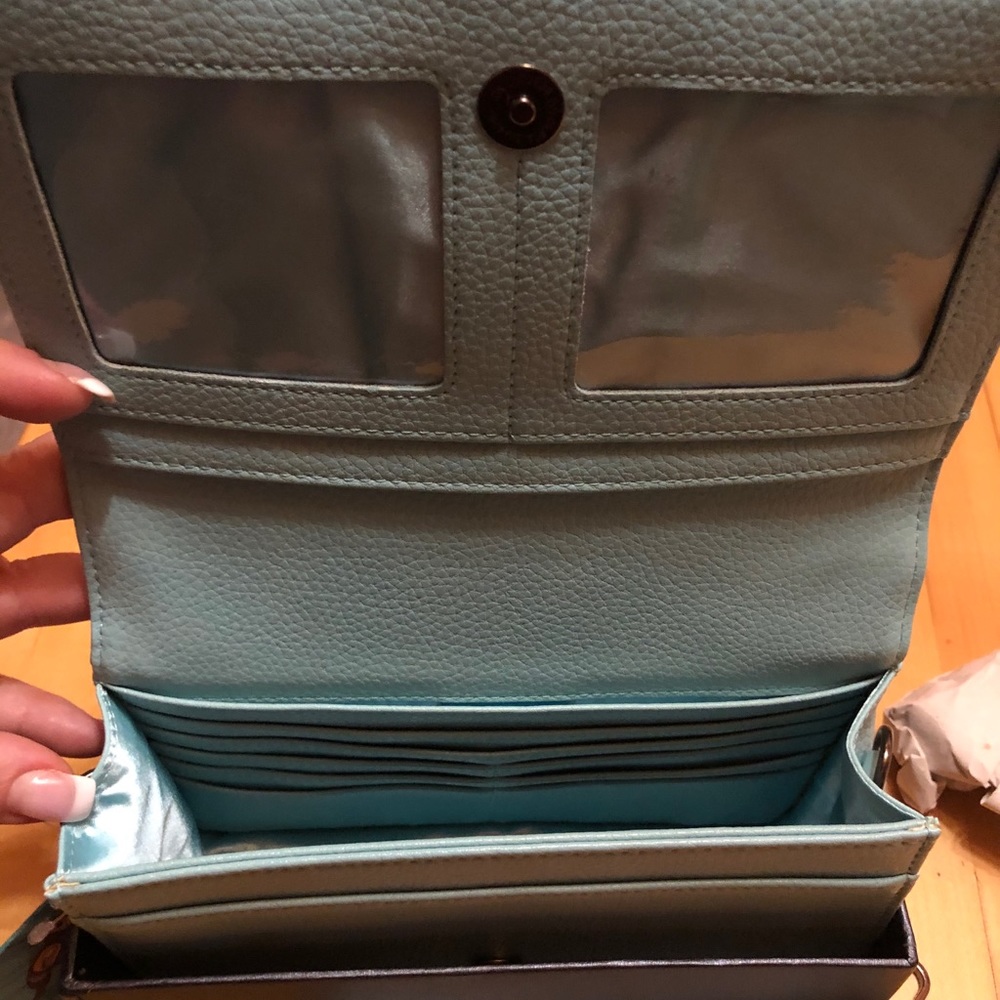 Purse - Picture 3 of 4